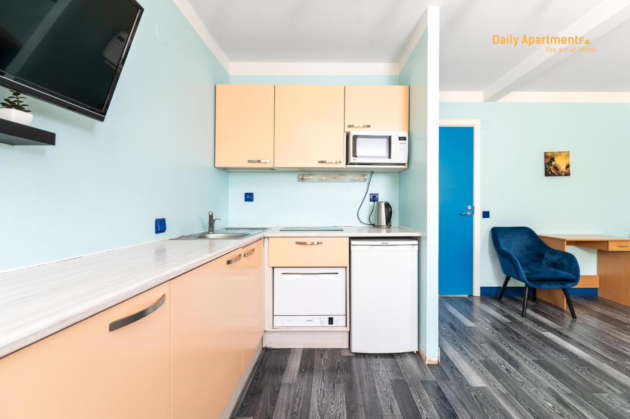 Daily Apartments - Duplex Apartment Tallinn Bagian luar foto