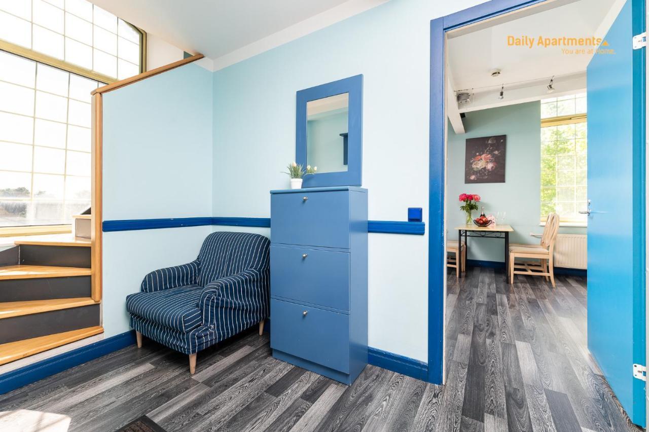 Daily Apartments - Duplex Apartment Tallinn Bagian luar foto