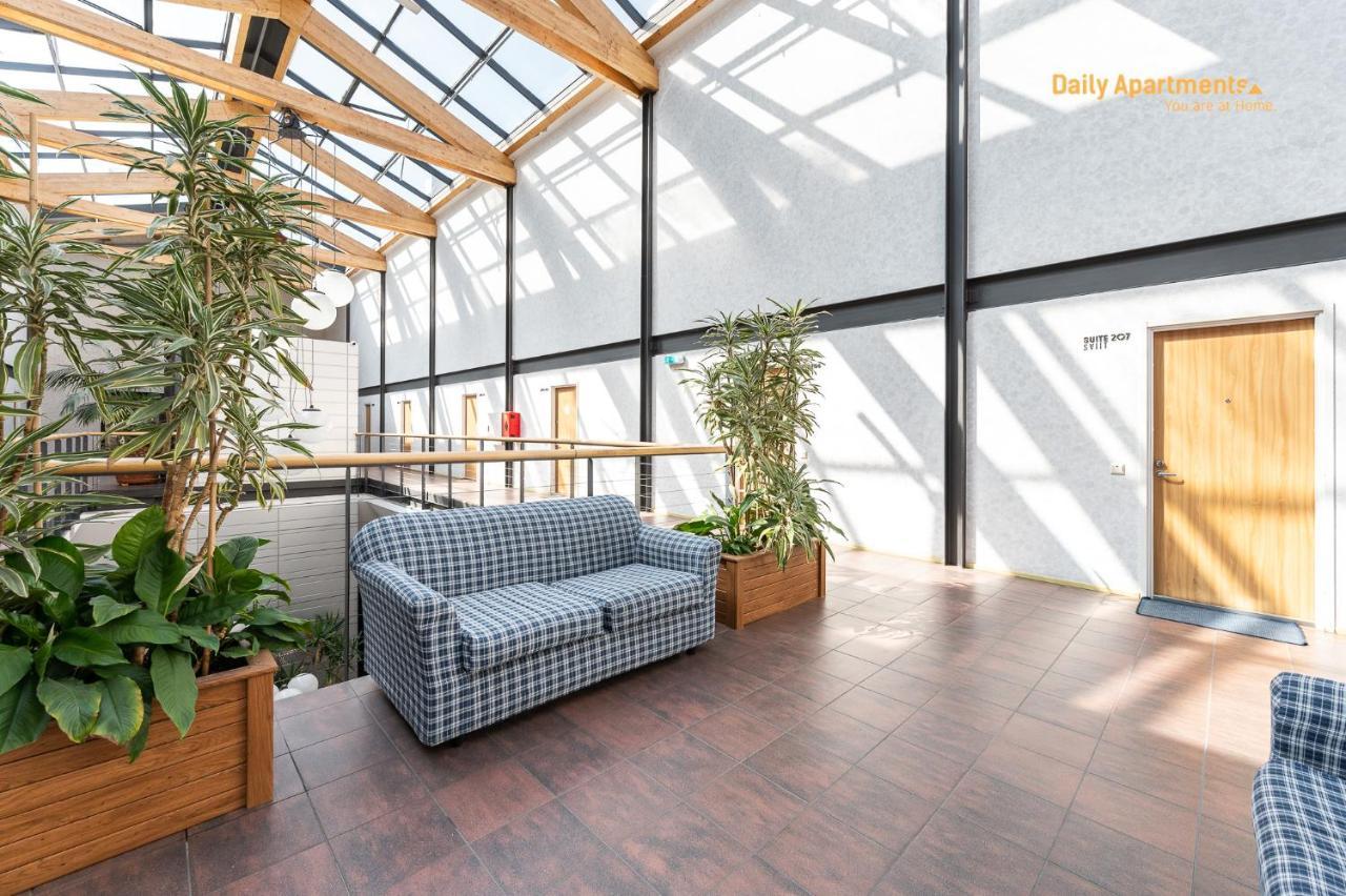 Daily Apartments - Duplex Apartment Tallinn Bagian luar foto